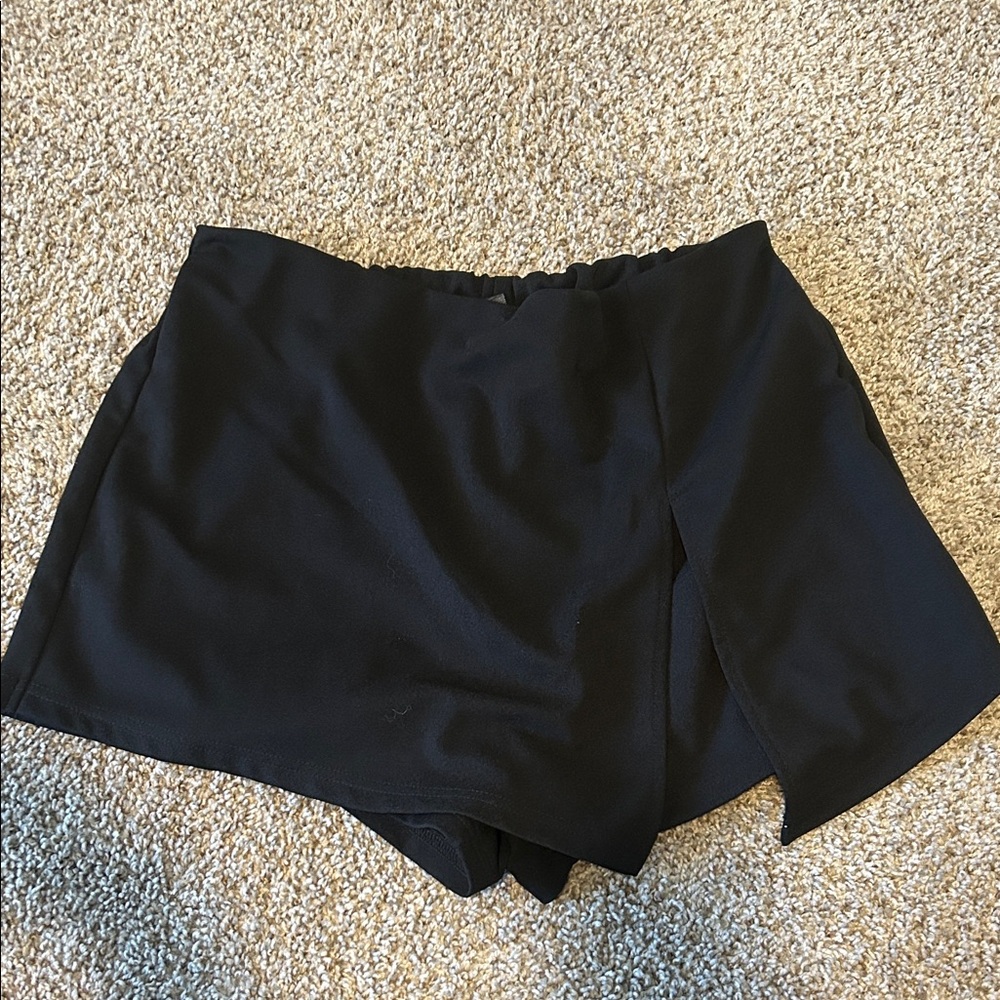 SHEIN Black Women's Skorts